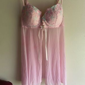 SUPER CUTE LINGERIE TOP!